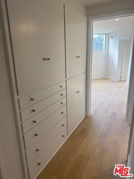 223 S Lasky Drive - Photo 7