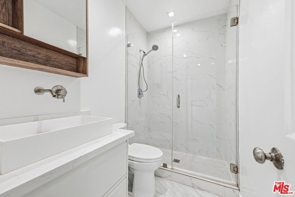 11652 Chenault Street - Photo 9