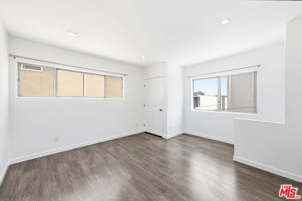 11652 Chenault Street - Photo 11