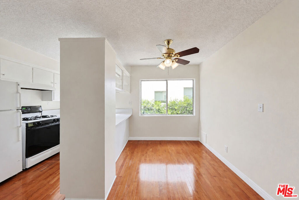 941 N San Vicente Boulevard - Photo 6