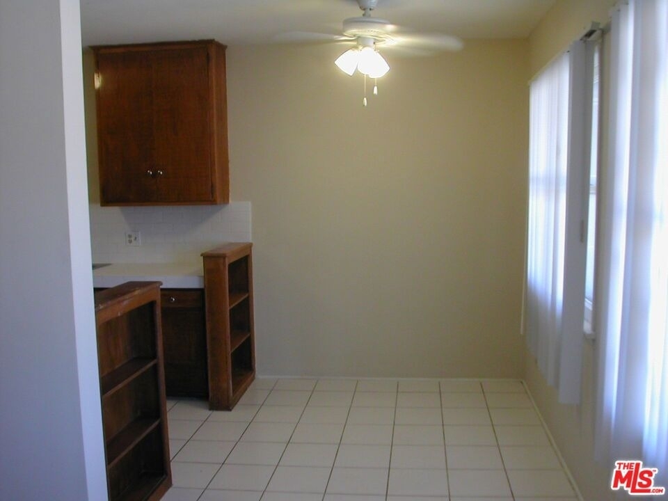 833 N Kingsley Drive - Photo 3