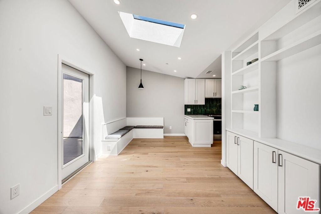 7935 Zelzah Avenue - Photo 3