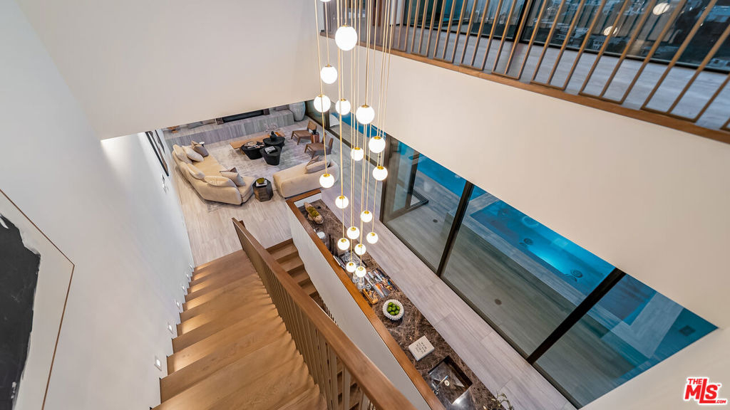 8777 W Hollywood Boulevard - Photo 57