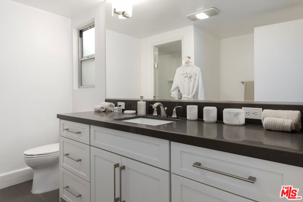 8917 E Cynthia Street - Photo 11