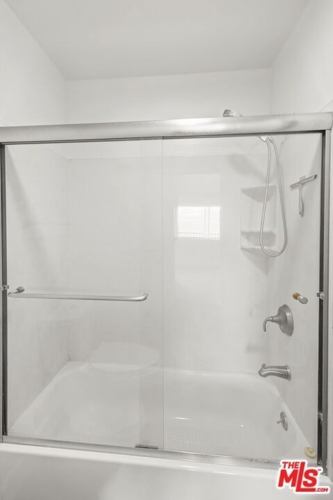 10982 Roebling Avenue - Photo 26