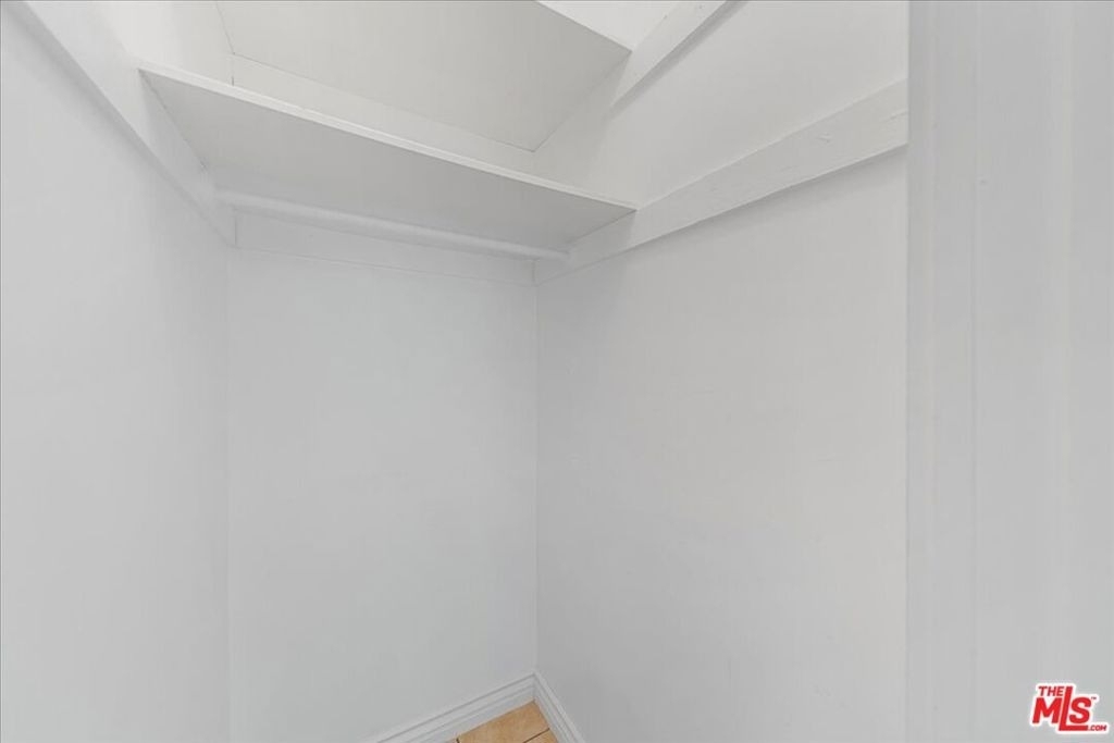 2954 Exposition Blvd - Photo 9