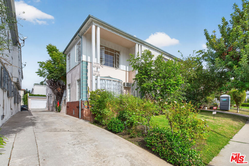 1089 S Ogden Drive - Photo 12