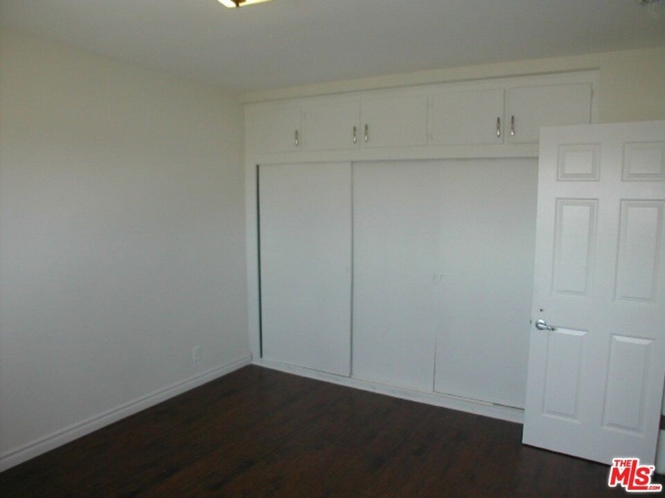 1326 S Ridgeley Drive - Photo 18