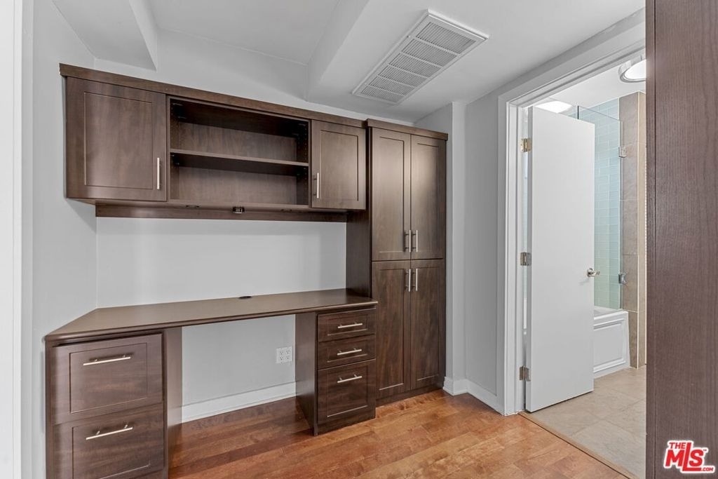 811 S Bedford Street - Photo 10
