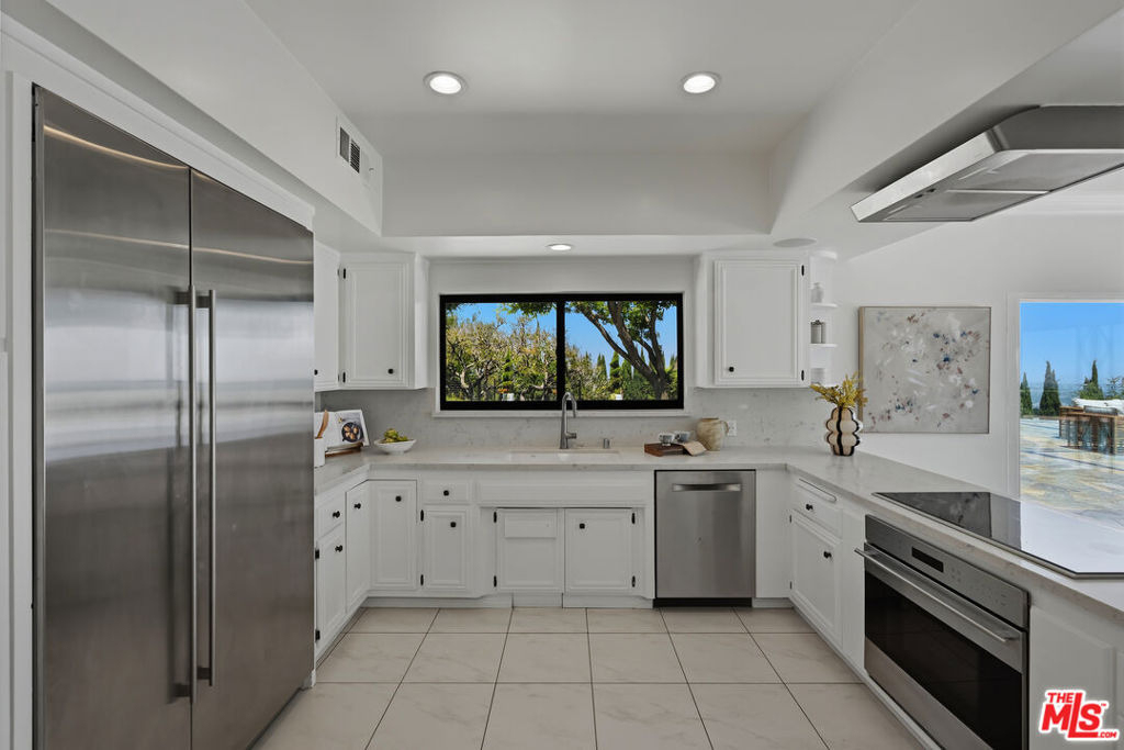 8416 Skyline Drive - Photo 27
