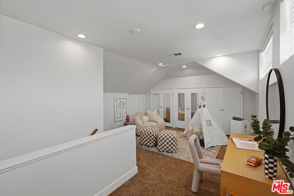 8416 Skyline Drive - Photo 40