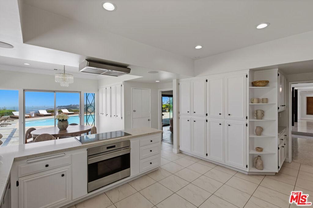 8416 Skyline Drive - Photo 28