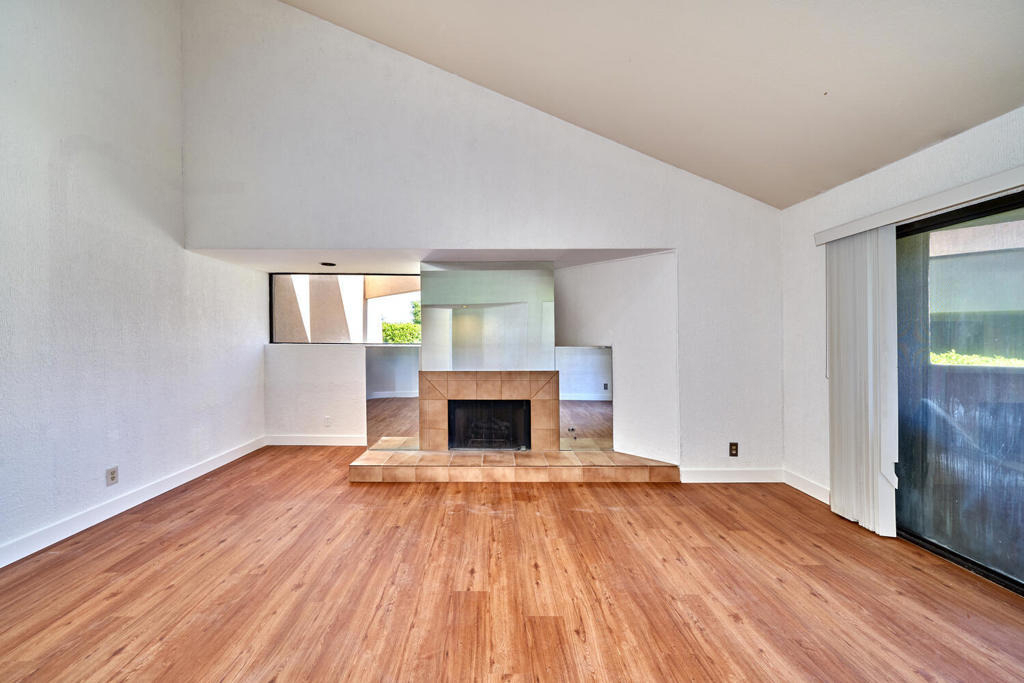 414 W Village Square N - Photo 26