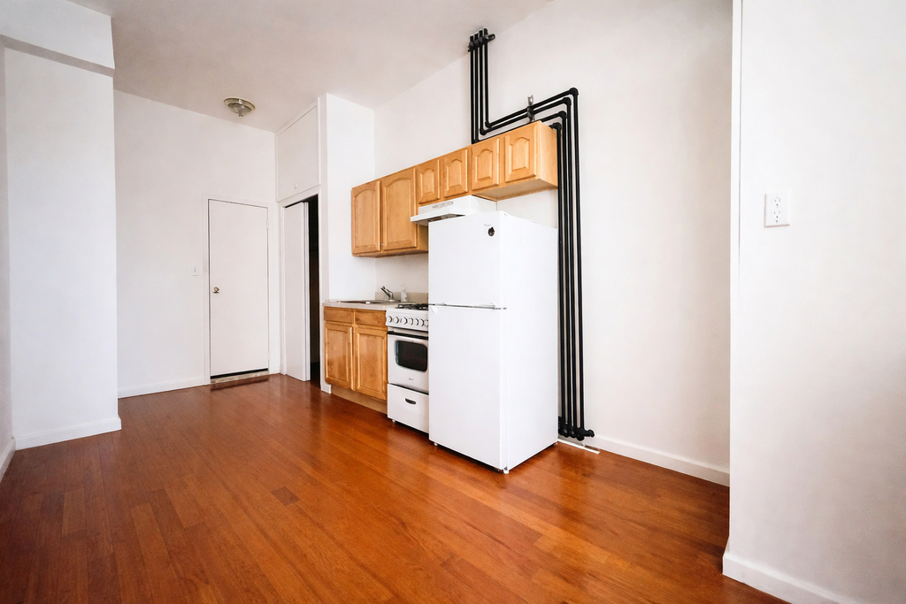344 east - Photo 2