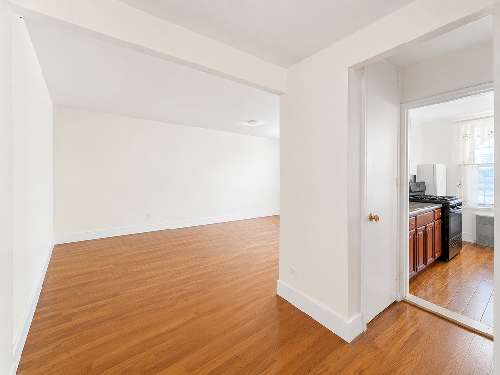 250 Clarkson Avenue - Photo 3