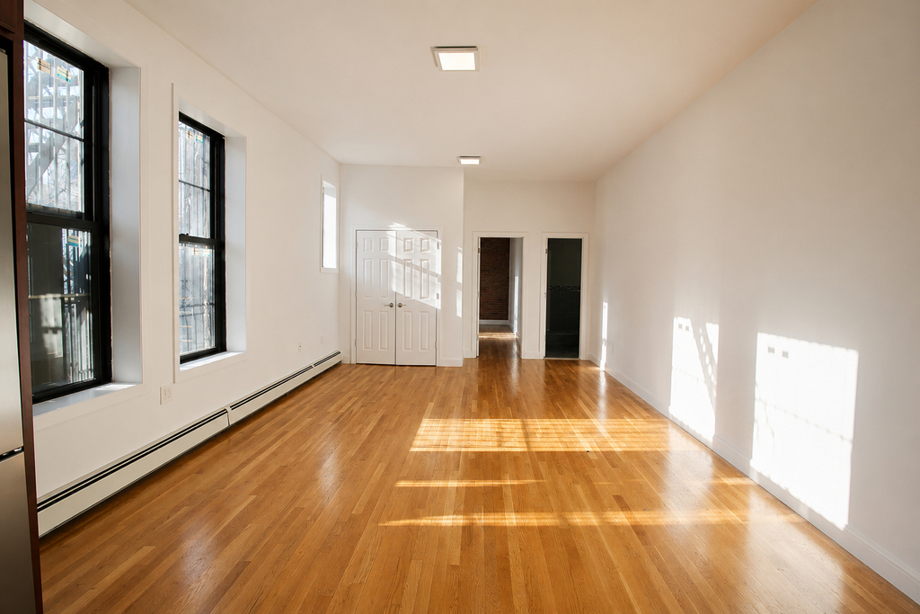 460 Throop Avenue - Photo 4