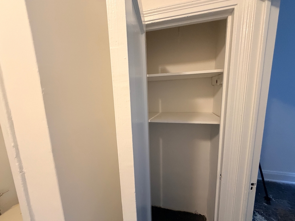 987 1st Avenue - Photo 2