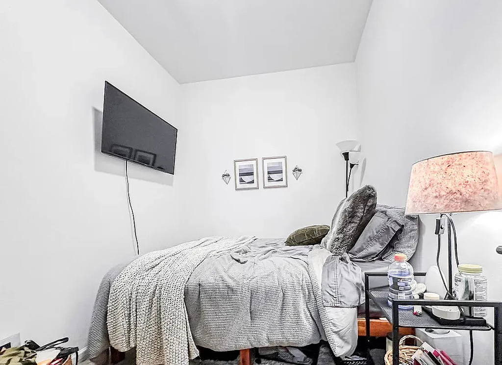 360 3rd Avenue - Photo 8
