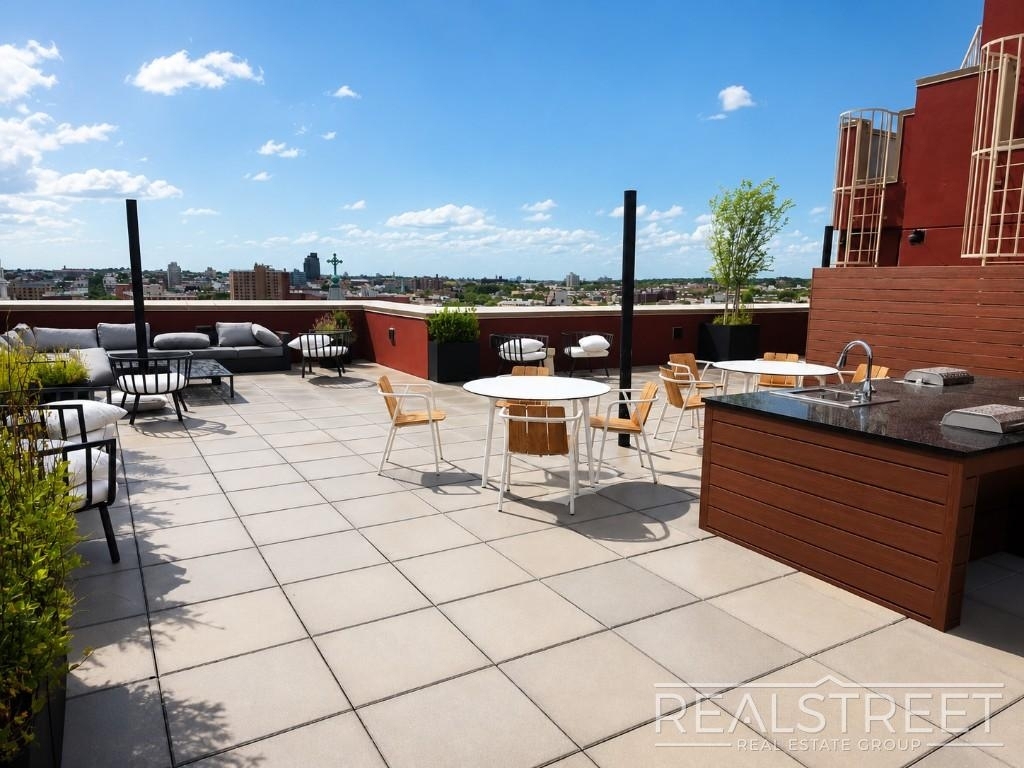 972 Bushwick Avenue - Photo 10