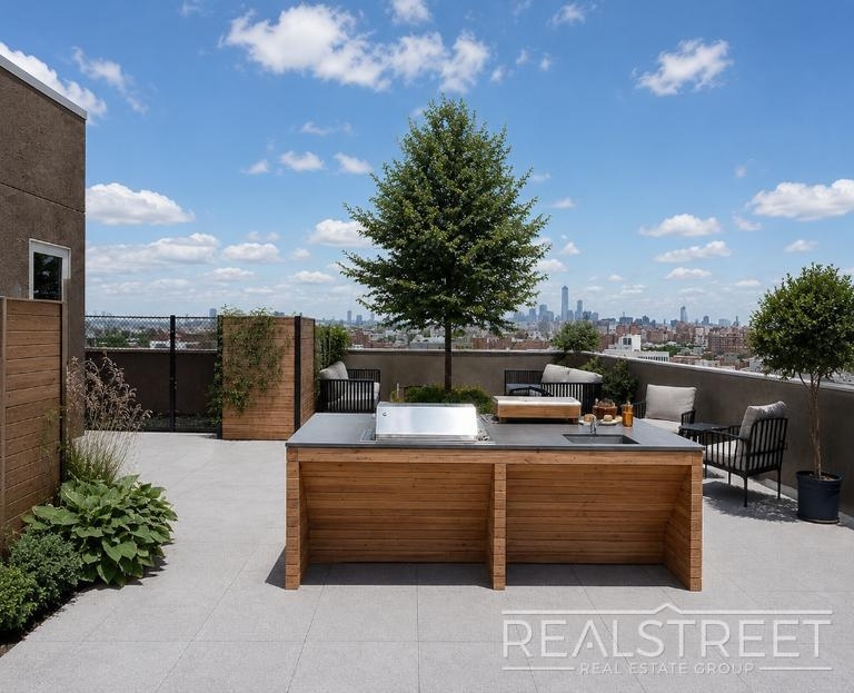 972 Bushwick Avenue - Photo 7