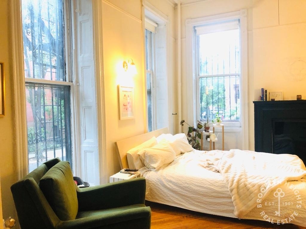 49 Garden Place - Photo 1