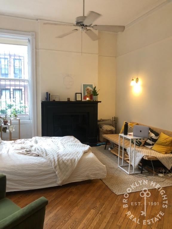 49 Garden Place - Photo 4