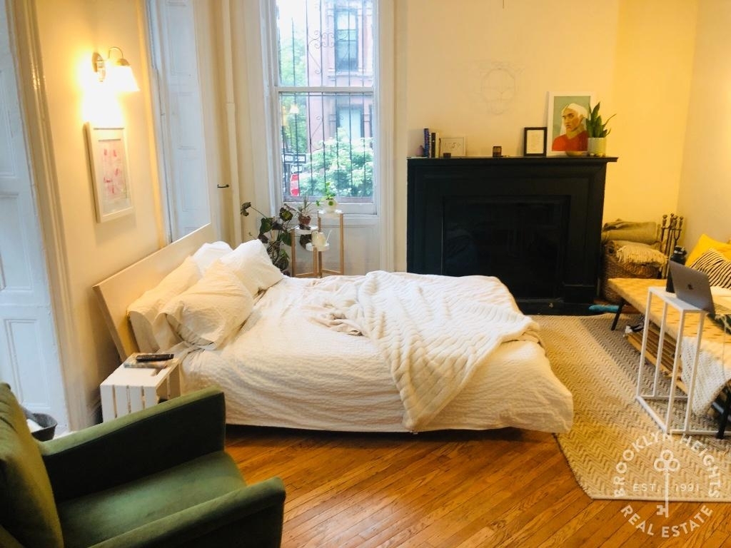 49 Garden Place - Photo 3