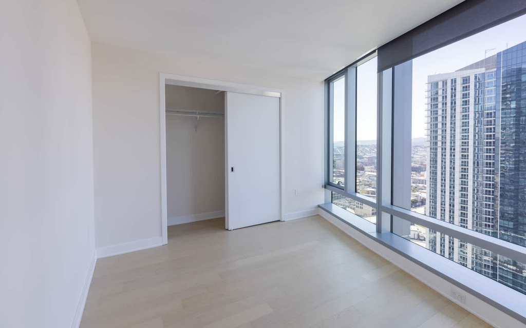 340 Fremont St - Photo 29