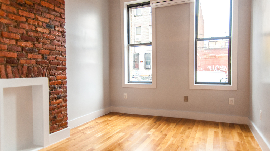 1128 Willoughby Ave 11237 - Photo 4