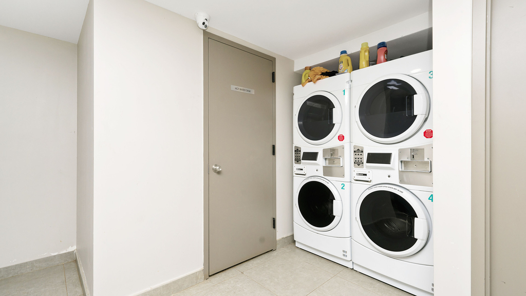 85 Stanhope St 11221 - Photo 1