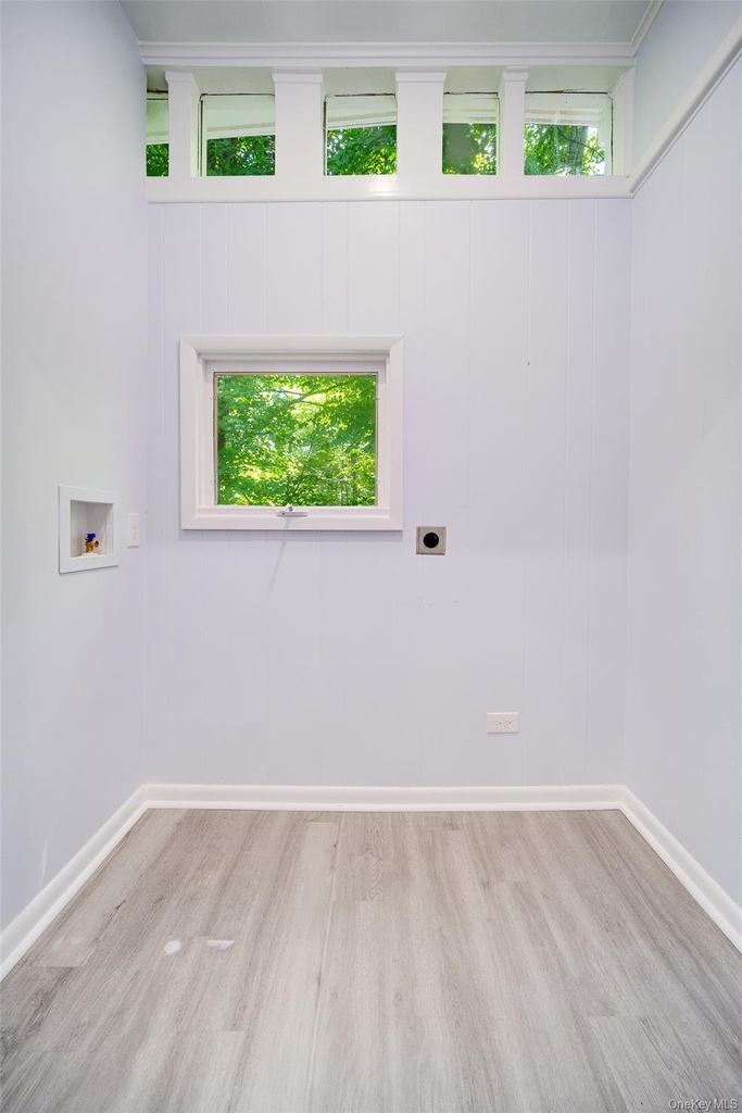 219 Benedict Road - Photo 14