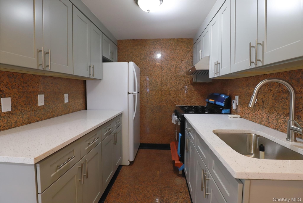 41-05 College Point Boulevard - Photo 5
