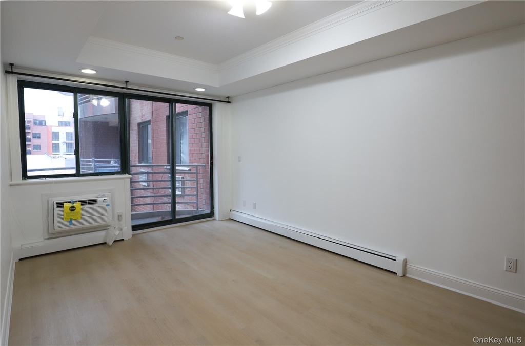 41-05 College Point Boulevard - Photo 2