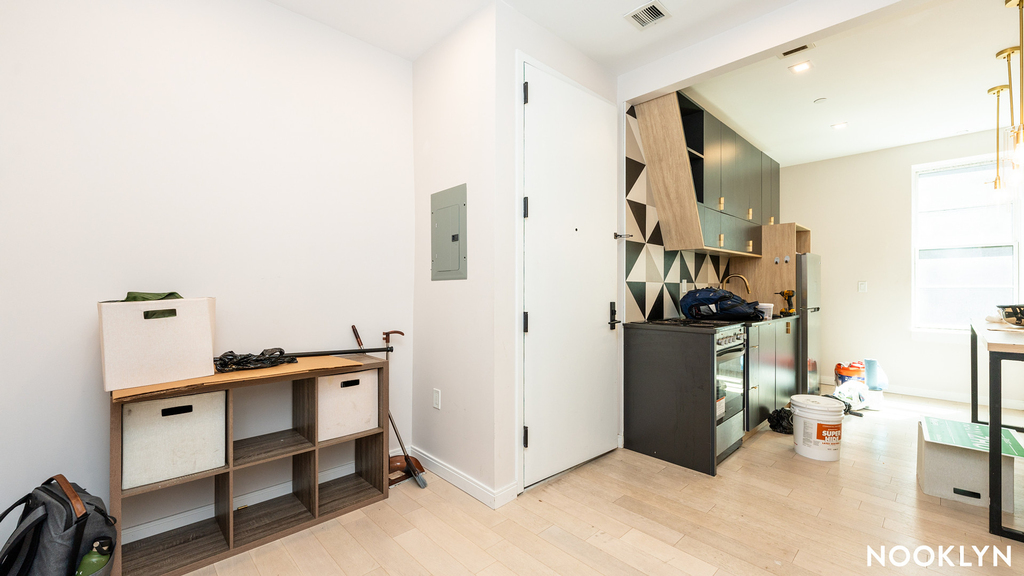 978 Kent Ave 11205 - Photo 7