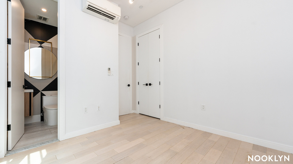 978 Kent Ave 11205 - Photo 1