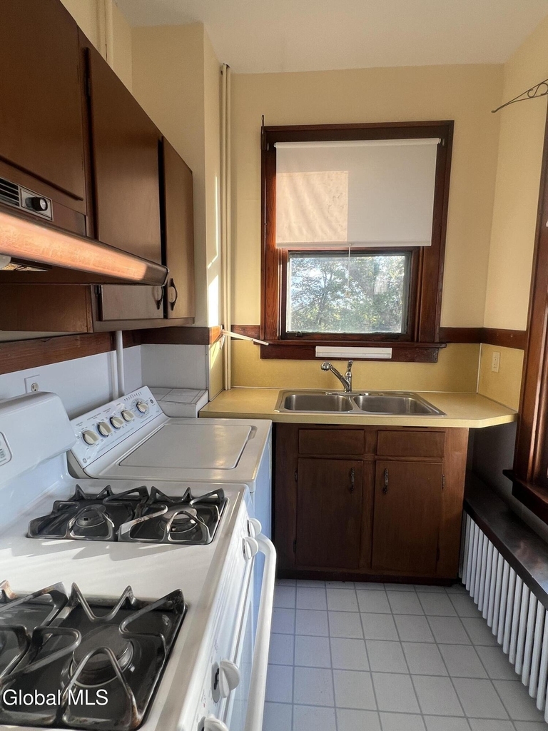 8 Summit Street - Photo 8