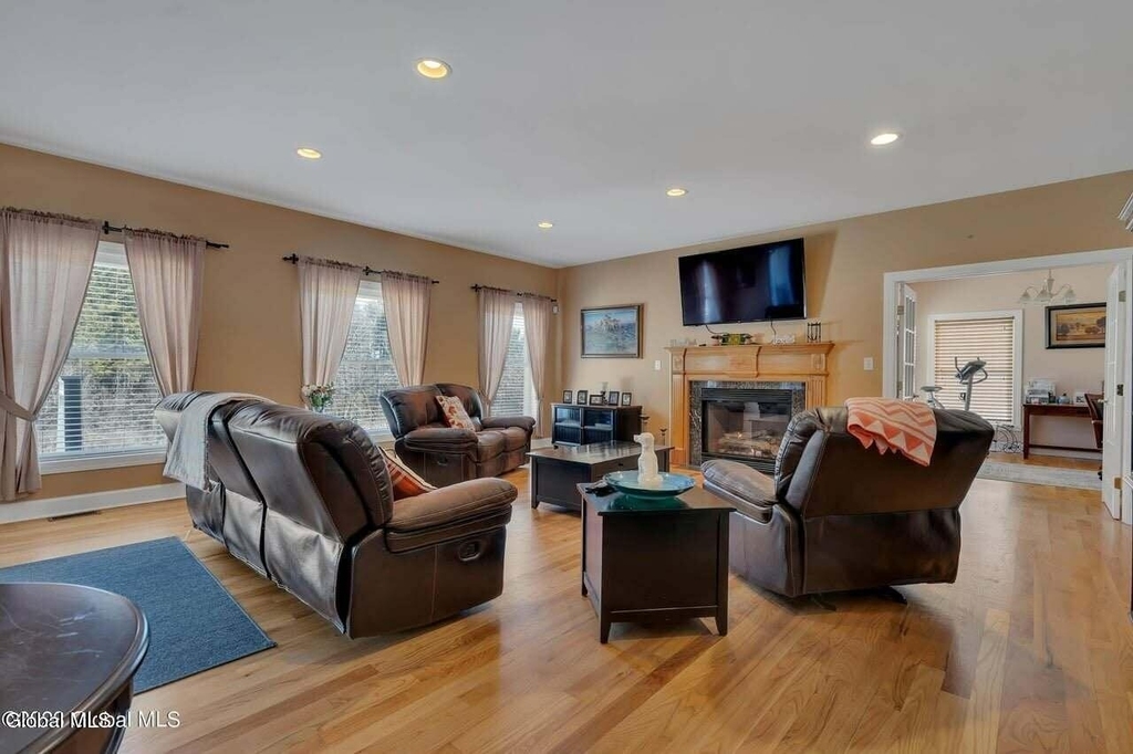 620 Sacandaga Road - Photo 14