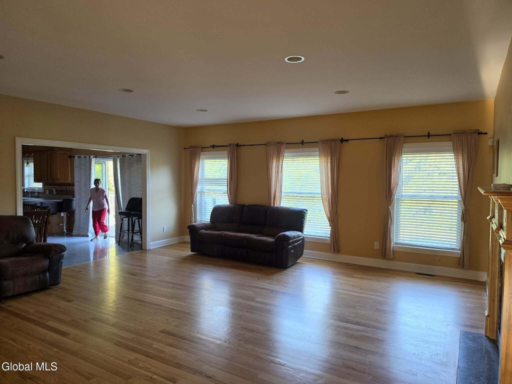 620 Sacandaga Road - Photo 15