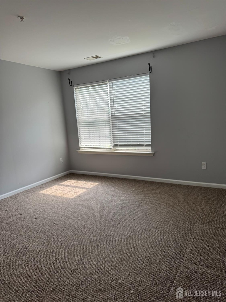 1325 Fernwood Court - Photo 10