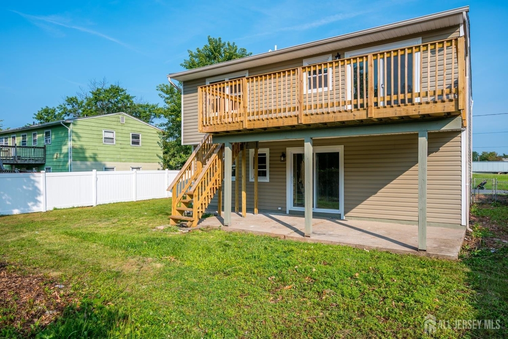 134 Frank Street - Photo 17