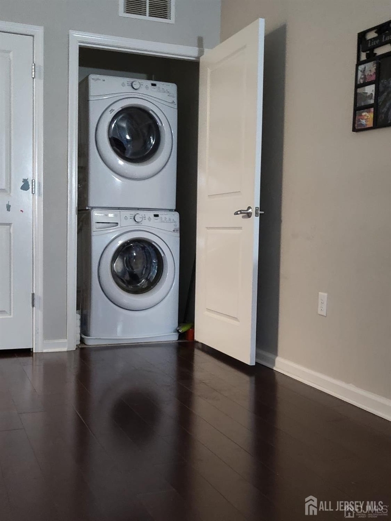 835 Liberty Court - Photo 8