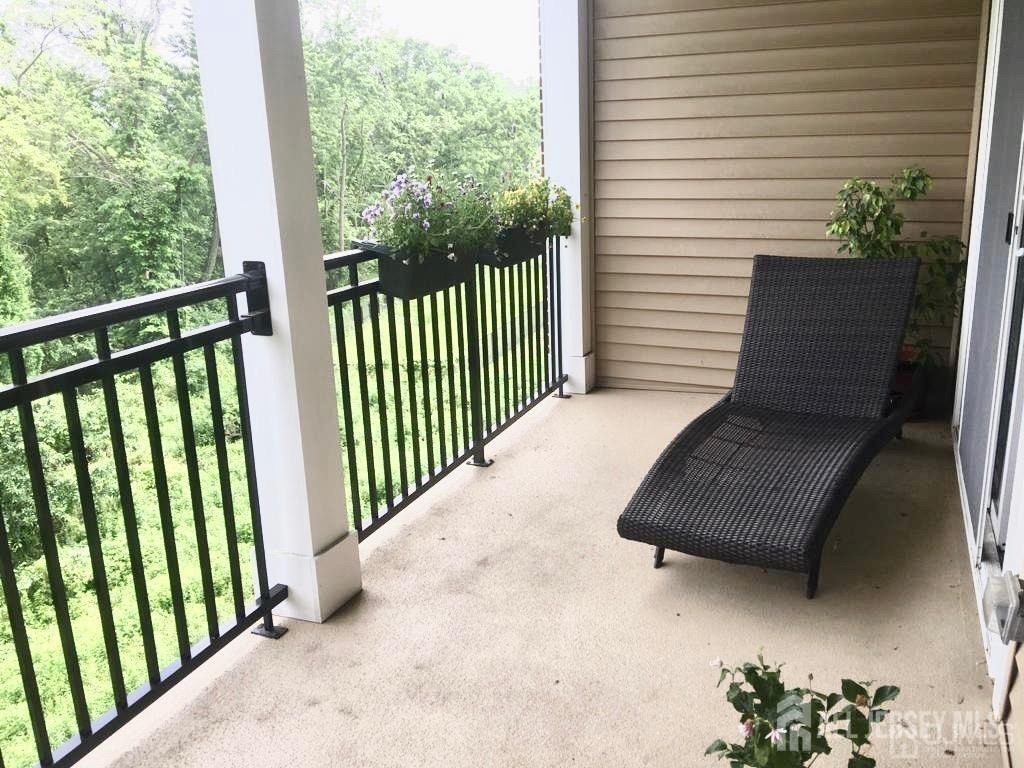 835 Liberty Court - Photo 9