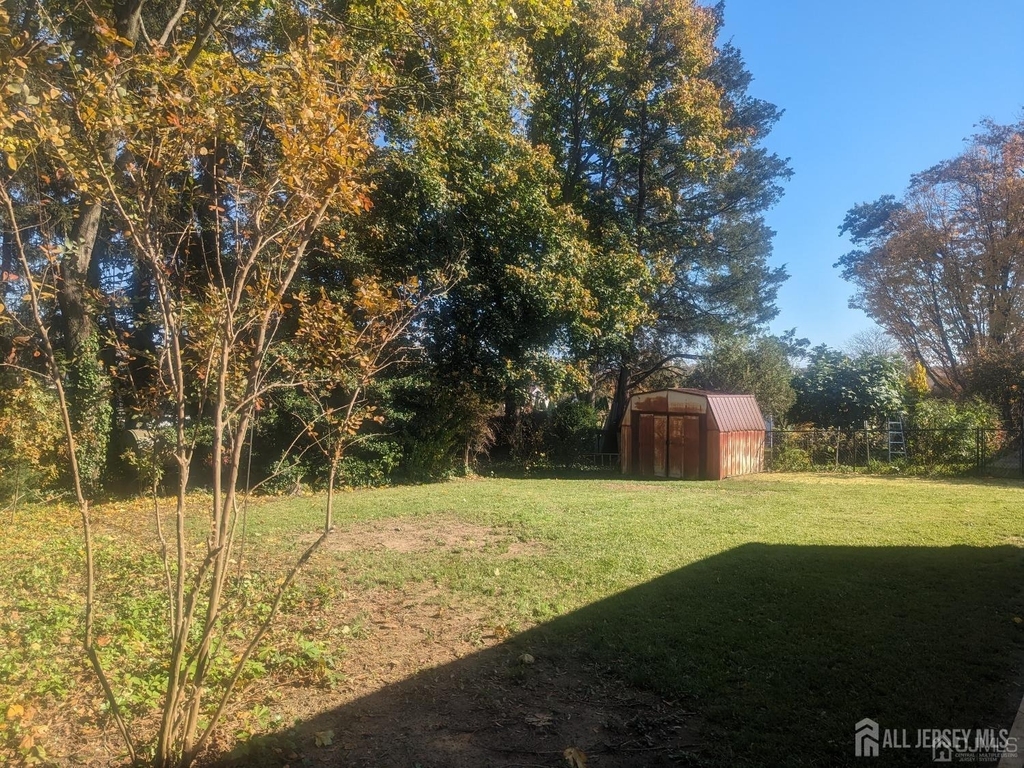 6 Hillside Avenue - Photo 28