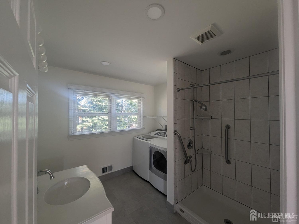 6 Hillside Avenue - Photo 15