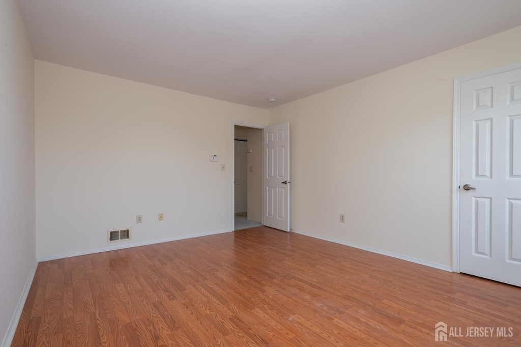122-f Concordia Circle - Photo 9