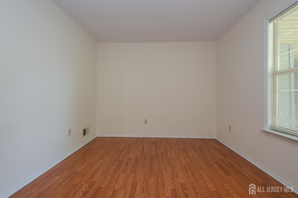 122-f Concordia Circle - Photo 13