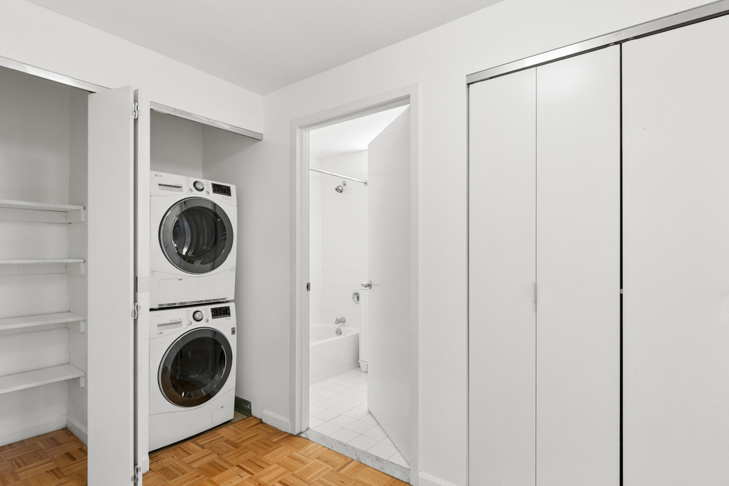 102 Bradhurst Avenue - Photo 9