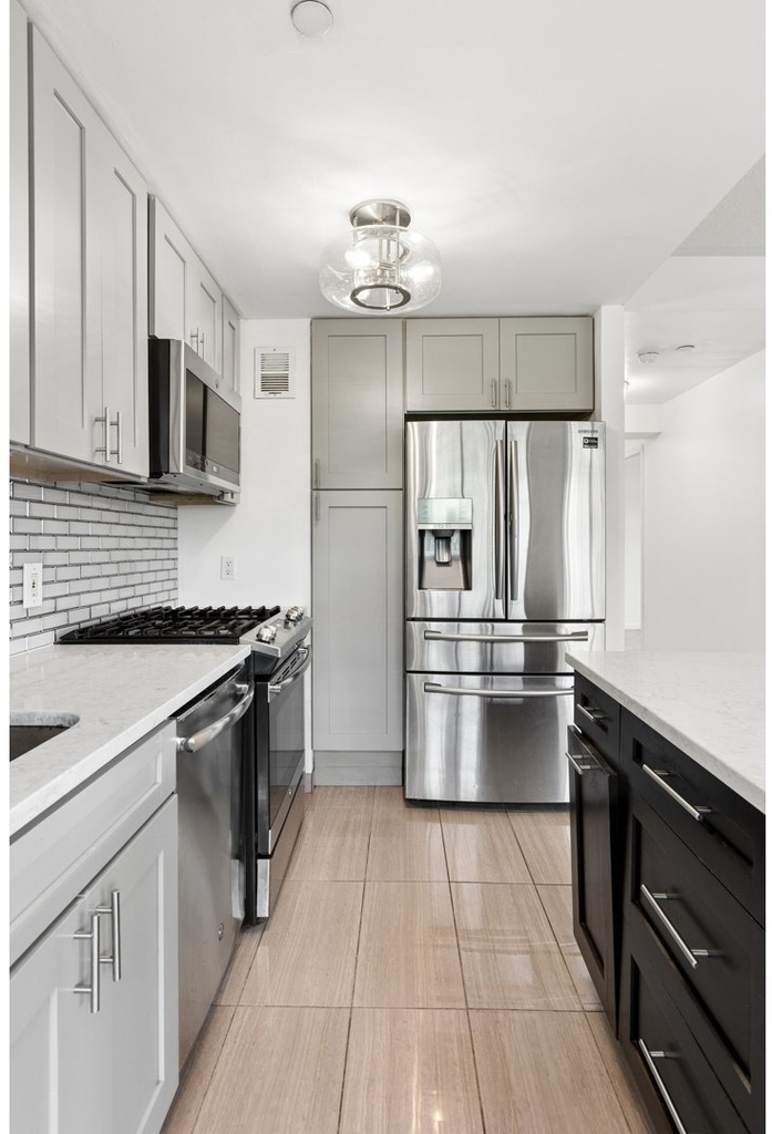 102 Bradhurst Avenue - Photo 7