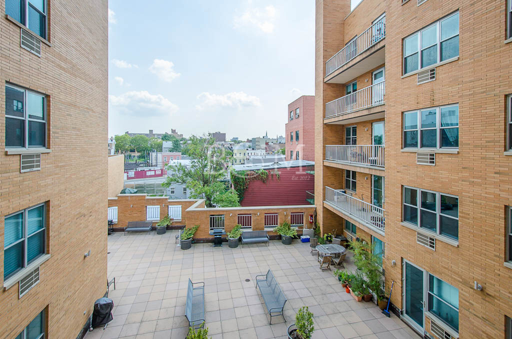 234 Skillman Avenue - Photo 8