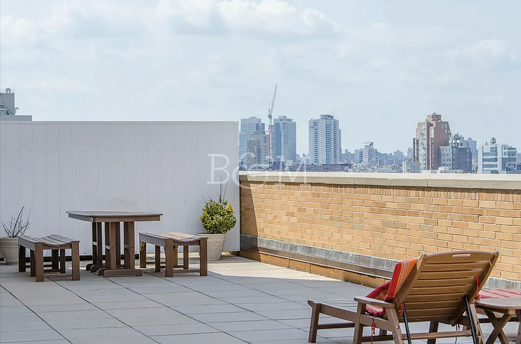 234 Skillman Avenue - Photo 10